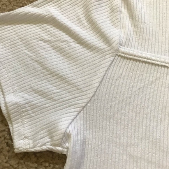 Toska white top women Short sleeve triangle front cut-out crop top size M barbie - Picture 4 of 8